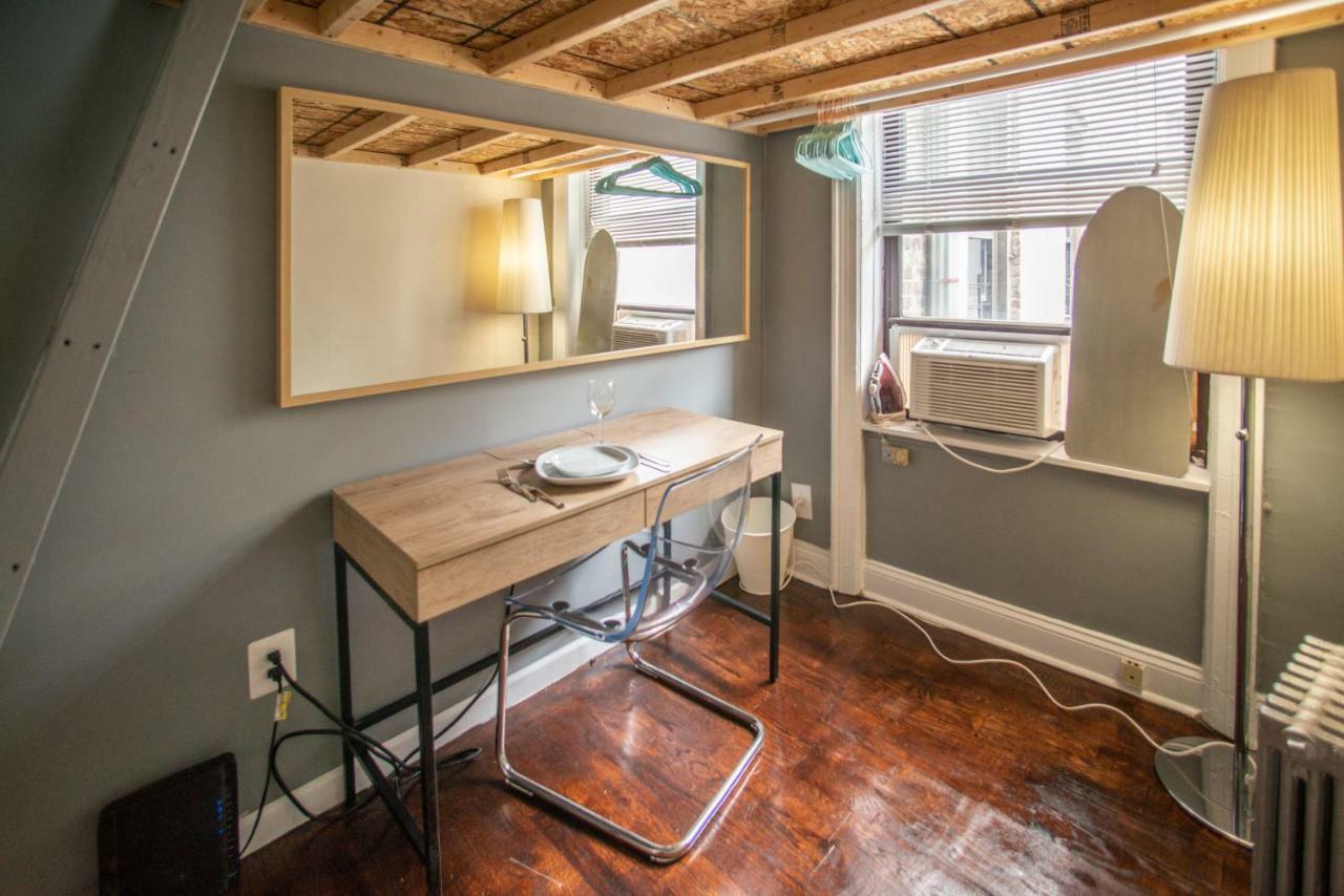 Private Room In A Shared Apartment 15 Minutes To Times Square! New York Exterior photo