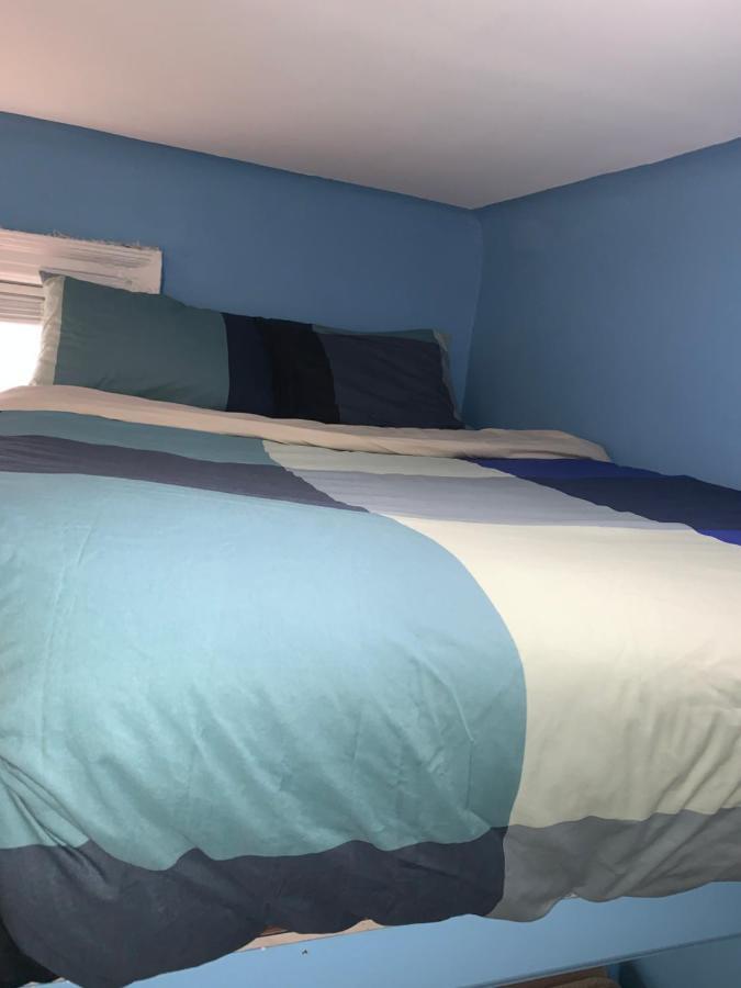 Private Room In A Shared Apartment 15 Minutes To Times Square! New York Exterior photo